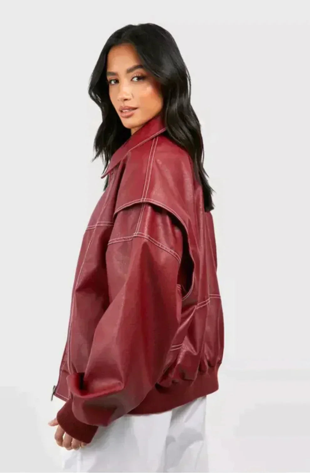 ELISE | La Chaqueta Roja Imprescindible que Revolucionará tu Estilo ✨🧥